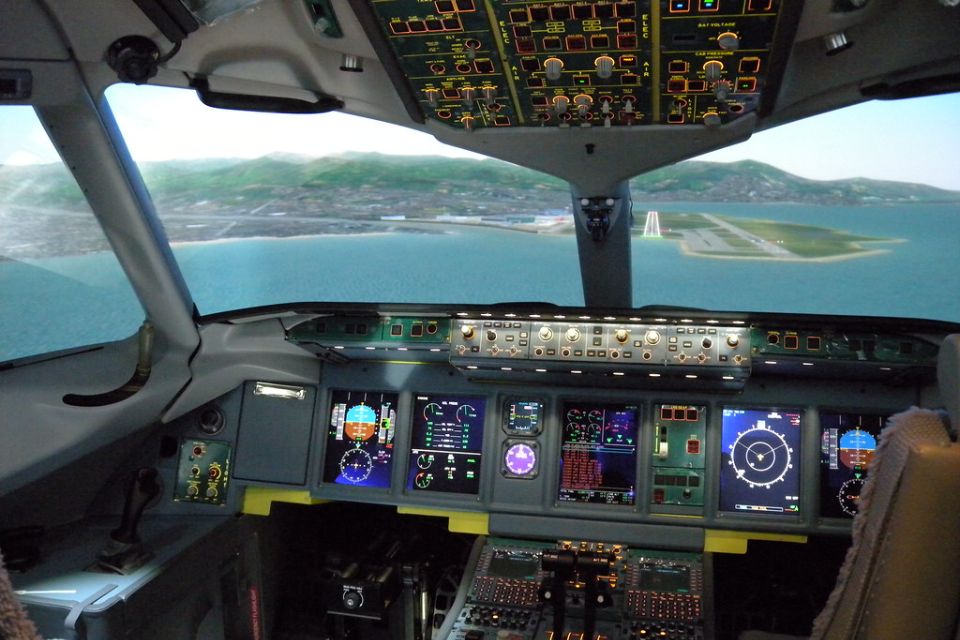 Flight Simulator Training Software & Programs